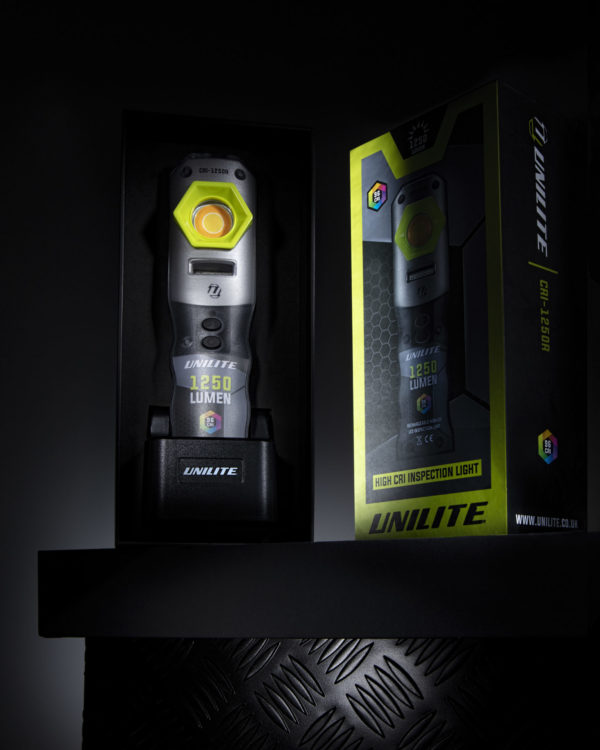 Rapido Performance Grafenwöhr Shop UV LED Lampen Kompaktes Aufbereitungslicht Inspektionslicht Unilite CRI-1250R